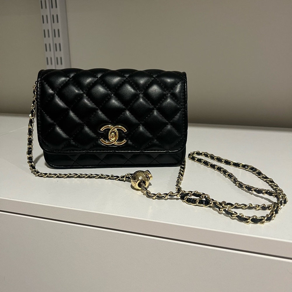 Black crossbody